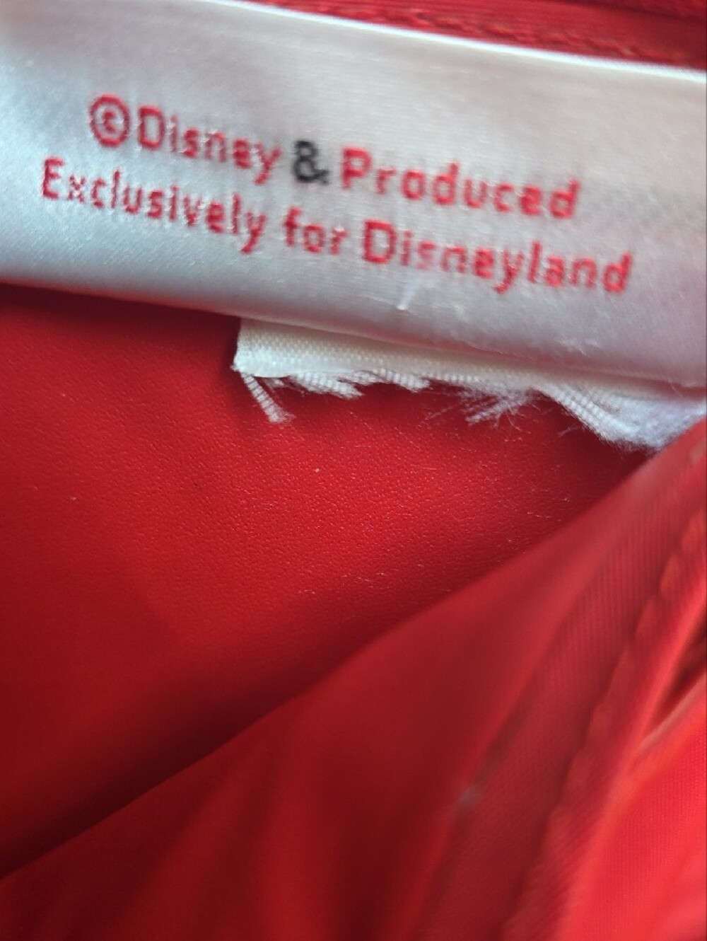 Vintage Disneyland Minnie Mouse Red Patent Mini Handbag Y2K - Picture 4 of 10